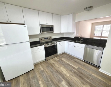 13689 Wildflower Lane - Photo Thumbnail 5