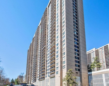 3701 S George Mason Drive - Photo Thumbnail 2