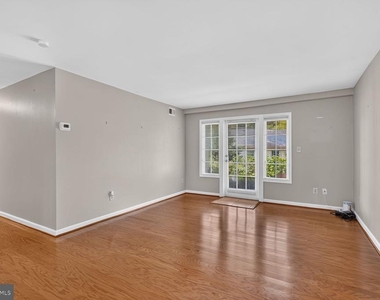 8358 Dunham Court - Photo Thumbnail 5