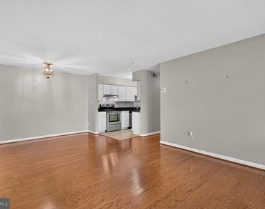 8358 Dunham Court - Photo Thumbnail 3