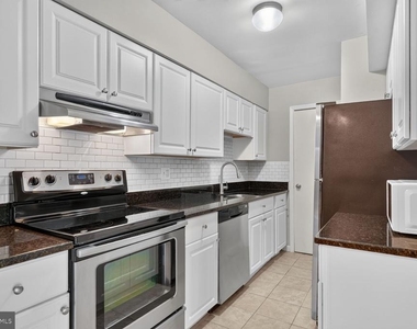 8358 Dunham Court - Photo Thumbnail 7