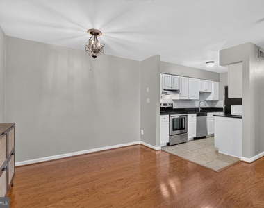 8358 Dunham Court - Photo Thumbnail 4