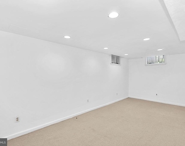 5405 Hampton Forest Way - Photo Thumbnail 34