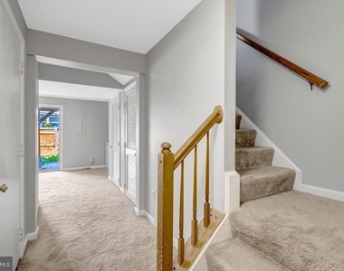 14716 Grobie Pond Lane - Photo Thumbnail 31