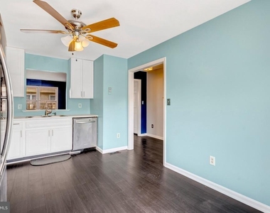 14716 Grobie Pond Lane - Photo Thumbnail 5