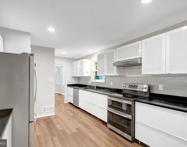 7217 Reservation Drive - Photo Thumbnail 15