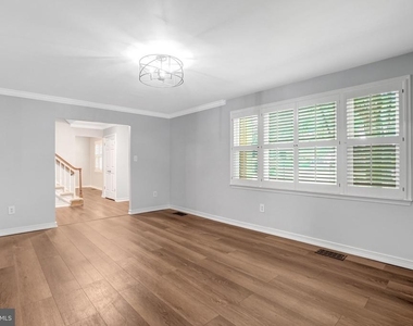7217 Reservation Drive - Photo Thumbnail 8