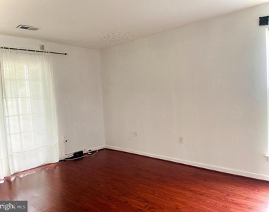 10210 Ashbrooke Court - Photo Thumbnail 11