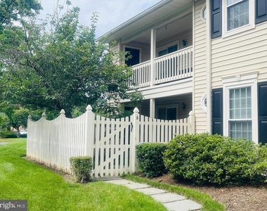 10210 Ashbrooke Court - Photo Thumbnail 16