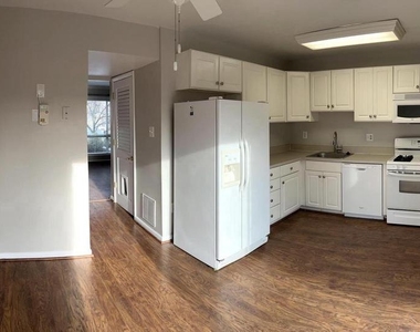 13219 Keach Place - Photo Thumbnail 8