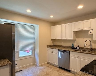 7446 Adams Park Court - Photo Thumbnail 8
