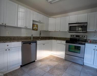 7446 Adams Park Court - Photo Thumbnail 13