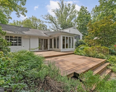 6534 Jay Miller Drive - Photo Thumbnail 34