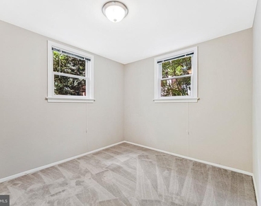 6534 Jay Miller Drive - Photo Thumbnail 31