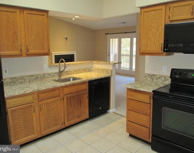 7502 Ashby Lane - Photo Thumbnail 2
