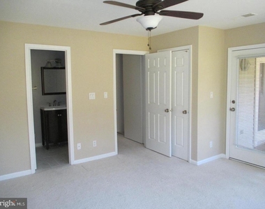 7502 Ashby Lane - Photo Thumbnail 9