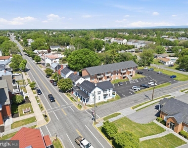 820 Locust Street - Photo Thumbnail 2