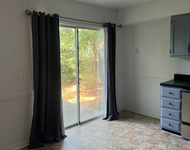 237 Cameron Street - Photo Thumbnail 7