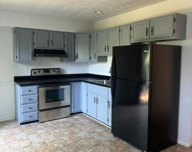 237 Cameron Street - Photo Thumbnail 6
