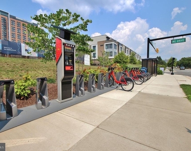 2815 Eisenhower Avenue - Photo Thumbnail 33