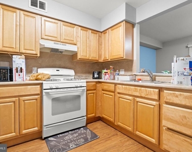 1225 W Diamond Street - Photo Thumbnail 3