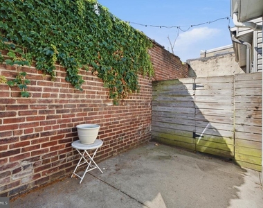 2663 Martha Street - Photo Thumbnail 12