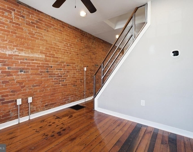 2663 Martha Street - Photo Thumbnail 4
