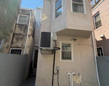 709 S Warnock Street - Photo Thumbnail 23