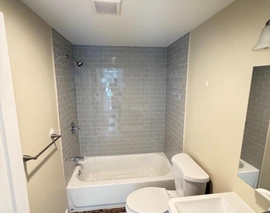709 S Warnock Street - Photo Thumbnail 11