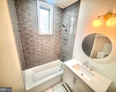 623 Fitzgerald Street - Photo Thumbnail 16