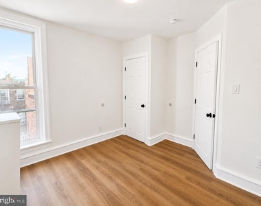 162 W Godfrey Avenue - Photo Thumbnail 12