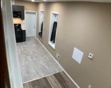 758 N Dekalb Street - Photo Thumbnail 35