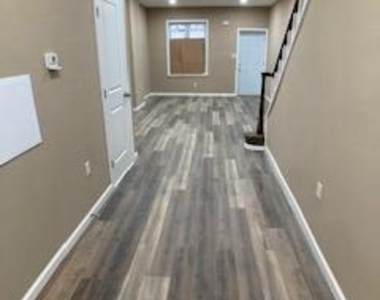 758 N Dekalb Street - Photo Thumbnail 43
