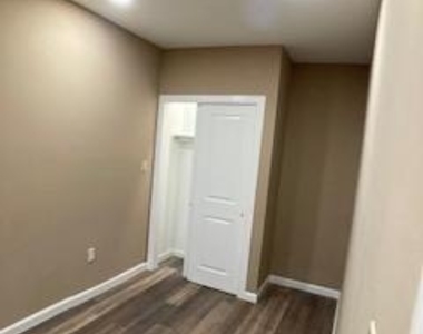 758 N Dekalb Street - Photo Thumbnail 22