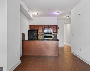 6028 Market Street - Photo Thumbnail 2