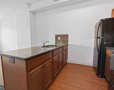 6028 Market Street - Photo Thumbnail 3