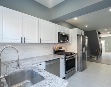3060 Salmon Street - Photo Thumbnail 8