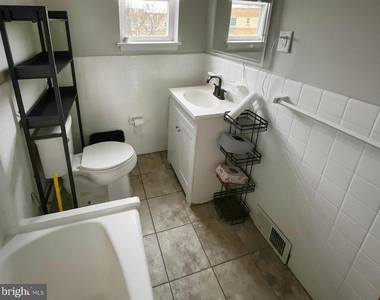 1409 N 76th Street - Photo Thumbnail 10