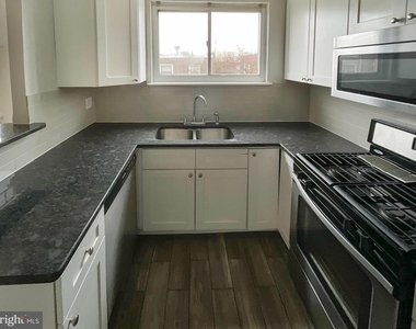 1409 N 76th Street - Photo Thumbnail 2