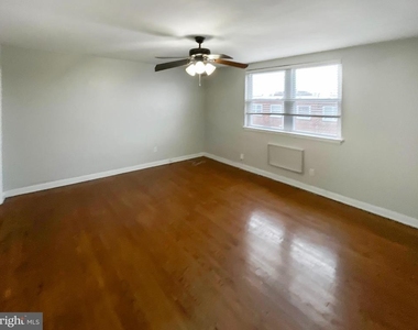 1409 N 76th Street - Photo Thumbnail 7