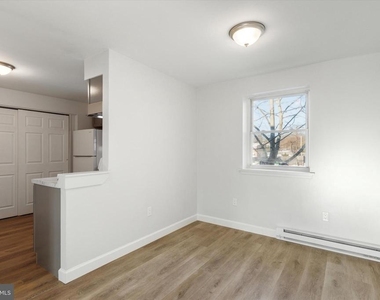 329 Buttonwood Street - Photo Thumbnail 5