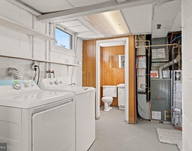 309 Williams Road - Photo Thumbnail 10