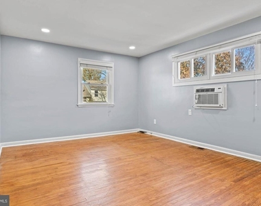 309 Williams Road - Photo Thumbnail 15