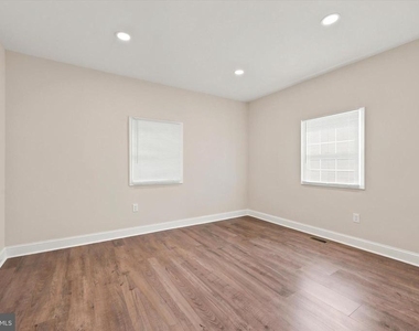 1605 Brintons Bridge - Photo Thumbnail 9
