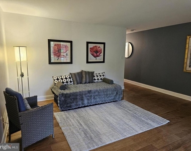 290 Tavistock - Photo Thumbnail 14