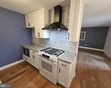 290 Tavistock - Photo Thumbnail 9