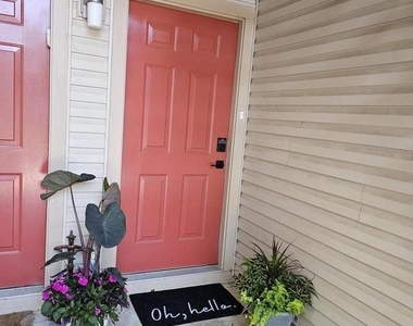 290 Tavistock - Photo Thumbnail 1