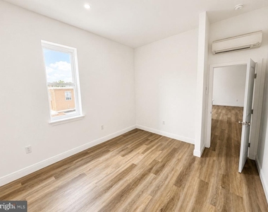 322 Vine Street - Photo Thumbnail 7