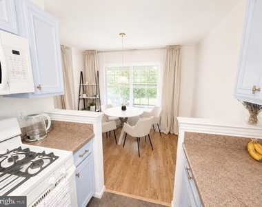 424 Tavistock - Photo Thumbnail 5