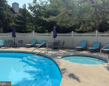 424 Tavistock - Photo Thumbnail 23